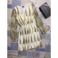 ราคา เดรสสีทอง จั้มเอว งานป้ายlove isไซส์ s (มือสอง) (10816706315)