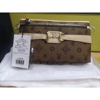 ราคา กระเป๋า playboy แท้สีน้ำตาลใหม่ ไม่มีสายยาว (22314694471)