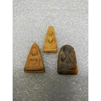 ราคา ชุดพระดินเผาเบญจภาคี หลวงตามหาบัว ยุคต้น ปี 2547 1,พิมพระผงสุพรรณ 2,พิมพระนางพญา 3,พิมพระปิดตา สวยเดิมๆ หายากมากๆ (18872508285)