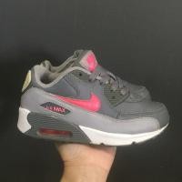 ราคา รองเท้าเด็กมือสองแท้100% Nike air max 18 cm. (2752592170)