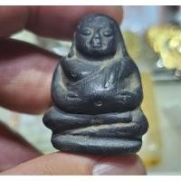 ราคา พระสังกัจจายน์เนื้อดินสีดำ เนื้อผงใบลานมีกริ่ง หลวงพ่อกวยวัดโฆสิตาราม (24571928815)