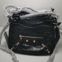 ราคา NEW BALENCIAGA 19,900฿ อปก.ถุงกระดาษ ถุงผ้า (6209713215)