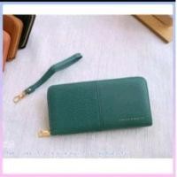 ราคา กระเป๋าสตางค์ใบยาว สีเขียว (22079908329)