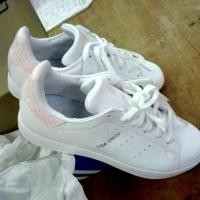 ราคา (ส่งฟรี) รองเท้า​ Adidas Stan Smith สีชมพู ของแท้​ มือ1 ไม่เคยใช้งาน​ ไซส์​ 36 (7514376495)