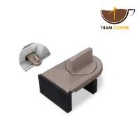 ราคา ที่ล็อคประตู หน้าต่างบานเลื่อน อุปกรณ์ล็อคบานประตู หน้าต่าง ที่ล็อคบานเลื่อนประตู ที่กั้นบานเลื่อน ล็อคประตูหน้าต่าง THS (9767018685)