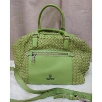 ราคา Vera Wang กระเป๋ามือสอง แบรนด์แท้ 100% งานหนังแท้สานแท้ (24261271781)