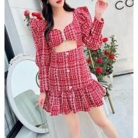 ราคา ส่งต่อ งานป้าย Widelia@Real Dress ชุดเดรสสั้นสีแดงสวย เว้าใต้อก sexy ปังมาก!!! ชุดตรุษจีน ชุดวาเลนไทน์❤️ (24407084895)