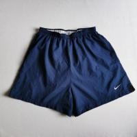 ราคา กางเกง nike เอว 29-33 ความยาว 15 (4516945712)