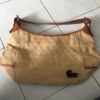 ราคา กระเป๋า dooney&bourke (2457472675)