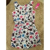 ราคา SALE จั้มPlayboy งานป้ายLove is (77646975)