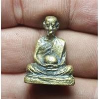 ราคา รูปหล่อพระเกจิไม่ทราบที่พระบ้านๆราคาแบ่งปัน (23863767933)