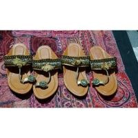 ราคา รองเท้าหนังอินเดียตกแต่งด้วยลูกปัด (22600626287)