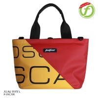 ราคา กระเป๋าสะพายข้างกันน้ำ พรีเมี่ยม FEELFREE FLAG TOTE L OSCAR (1339402726)