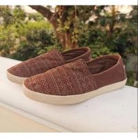 ราคา รองเท้า toms ของแท้100% (4116821174)