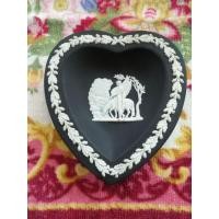 ราคา #Wedgwood (England) black Jasperware Heart-Shaped Dish (3018731503)