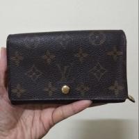 ราคา กระเป๋าหลุยส์ วิตตอง มือ2 ของแท้ ราคาขายทิ้ง ไม่เก็บแล้วค่ะ จะย้ายบ้าน (2863403799)