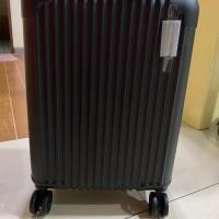 ราคา กระเป๋าเดินทางล้อลากสีดำ President 20 นิ้ว สวยงามดูดี ของใหม่ในกล่อง (7331602567)