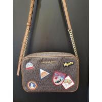 ราคา กระเป๋า Michael kors MK ลายโลโก้ ทรง camera bag แท้ (23386842919)