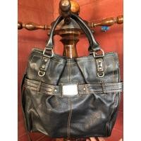 ราคา กระเป๋าหนังแท้#กระเป๋ามือสอง#vincis bench basic (16492183282)