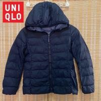 ราคา เสื้อกันหนาวแบรนด์ uniqlo(ยูนิโคล่)ขนเป็ดมือสอง ไซส์ 140 สีกรมเนวี่สภาพดี (28373838821)