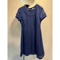 ราคา เดรสแบรนด์ Amanda สีกรมท่า ผ้าพริ้วทิ้งตัว ใส่สบายมากกกก มีซับในทั้งตัว ซิปซ่อนหลังอย่างดี แต่งลูกไม้บริเวณเนินอกและแขน (27972677725)