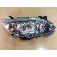 ราคา ชุดโคมไฟหน้าซีนอน ขวา (RH) โตโยต้า อัลติส ปี2008 Toyota altis (4188366777)