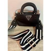 ราคา กระเป๋า guess แท้ outlet ❤️ดูเรียบหรู ใช้ได้ทุกงาน (15392284891)