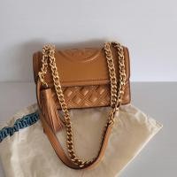 ราคา สินค้าพร้อมส่ง NewTORY BURCH FLEMING SMALL CONVERTIBLE SHOULDER BAG Size : Width 8.3 in × Height 5.5 in × Depth 2.4 (21039042137)
