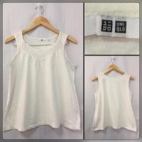 ราคา Uniqlo เสื้อกล้ามยืด งานตัดต่อลูกไม้ฉลุ (1579774500)