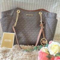 ราคา ส่งต่อกระเป๋า Michael Kors Jet Set Travel Large Chain Shoulder Tote (26628052191)