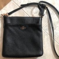 ราคา กระเป๋าcoach 8 นิ้ว แท้100% (7832969388)