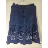 ราคา กระโปรงยีนส์ยาวลายปักไซร์M L (22084262821)