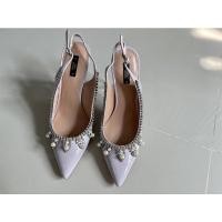 ราคา รองเท้าส้นสูง LYN สีชมพู มือสอง (16327433697)