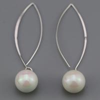 ราคา [พร้อมส่ง] ต่างหูเงินแท้ 925 ทรงหยดน้ำประดับมุกเปลือกหอย / silver earrings, teardrop , with pearls. Silver Thai Jewelry (23381636821)