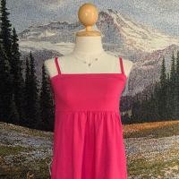 ราคา เสื้อสายเดี่ยว Uniqlo สีชมพู อก28-32 มือสอง (28871040601)