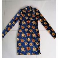 ราคา เดรสลายดอกกำมะหยี่ Forever21 size M (1658764742)