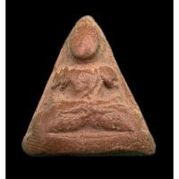 ราคา พระเนื้อดิน พิมพ์สามเหลี่ยม เนื้อเก่าจัดๆ ไม่ทราบที่ พิจารณาให้ชอบก่อนตัดสินใจ (29659242306)