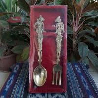 ราคา วินเทจโบราณ ช้อนส้อมทองเหลืองหุ่นโบราณ (16791818231)