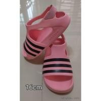 ราคา Adidas รองเท้าลำลองเด็กมือสองสภาพสวย (25070688694)