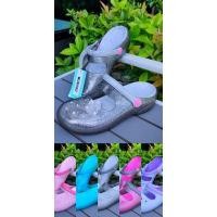 ราคา รองเท้าสตรีพื้นนิ่มยี่ห้อโมโนโบ้ มี6สีไซค์5-8ของแท้ทุกคู่ รองเท้าพร้อมส่งจ้า☺ (16846403647)