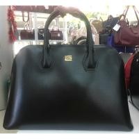 ราคา กระเป๋าสะพาย Guy Laroche สีดำ หนังลาย ของแท้ (290850750)