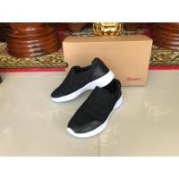 ราคา รองเท้าลำลองผู้ชายบาจา มือ ✌️ (5302302246)