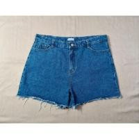 ราคา แบรนด์ HOTPING กางเกงยีนส์ขาสั้นเอวสูงสภาพใหม่ รอบเอว 36 สะโพก 46 ความยาว 15 นิ้ว งานแบรนด์แท้นำเข้าจากเกาหลีค่ะ (28934158823)