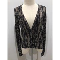 ราคา เสื้อไหมพรม คอวี ลายงู ป้าย H&M (24004415515)