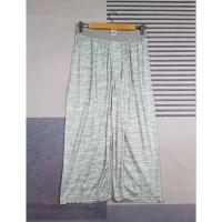 ราคา AIRism Uniqlo กางเกงผ้ายืดผ้าเย็น ลายพรางสีขาวเทา เบาลื่นพริ้ว สภาพดี ของแท้ 28-32" (25659752681)