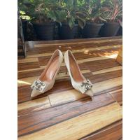 ราคา รองเท้าส้นสูง size39 มือสอง (22334927862)