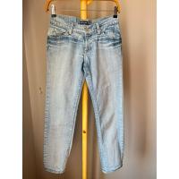 ราคา กางเกงยีนส์ขายาว MC แท้ ไซส์27 มือสอง มีตำหนิ1จุดตามภาพ (25641055526)