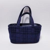 ราคา กระเป๋า Burberrys vintage mini bag สินค้ามือสอง (14794428444)