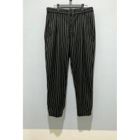 ราคา กางเกงขายาวUni_qlo ทรง Jogger สีดำลายตรง Size L มือสอง (25836537309)