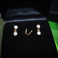 ราคา ลด60%ต่างหูเพชรแท้ระย้า2ชั้นกระจุกเพชร+ใบประกัน (1018595263)